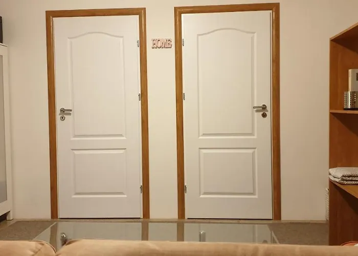 Lovely Apartment In Quiet Area